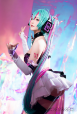 星之迟迟 Miku初音未来 喵斯快跑 [73P1V-2.75GB]