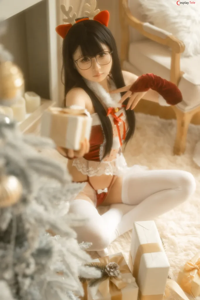 幼水铃衣 (You Shui Ling Yi) – Christmas “80 photos”