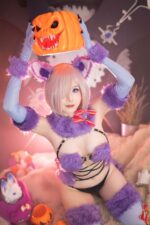 Mako Oneda – Mashu beast