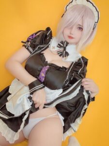 Uri – Maid Mashu