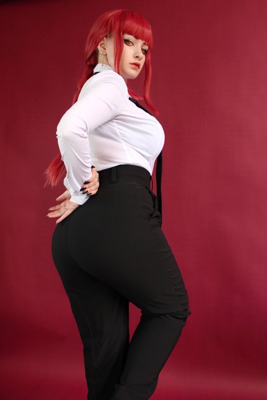 Nika Kotova – Makima