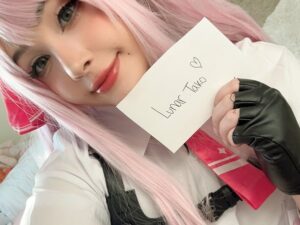 Junkenstein – Yuni selfies