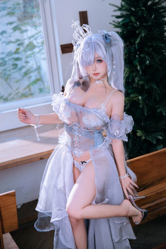 日奈娇 – 胜利女神：妮姬 灰姑娘