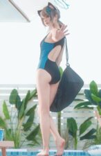 发财阿弦 白子泳装