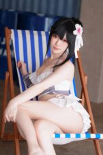Sally Dorasnow – Tifa bikini