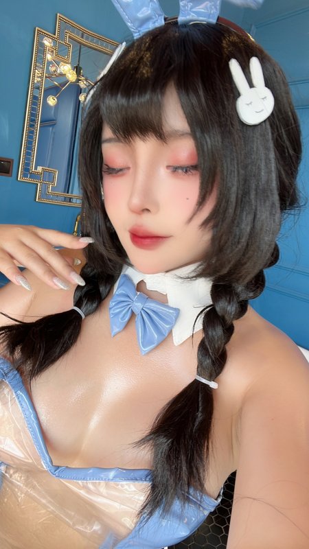 Sayo Momo – Mary