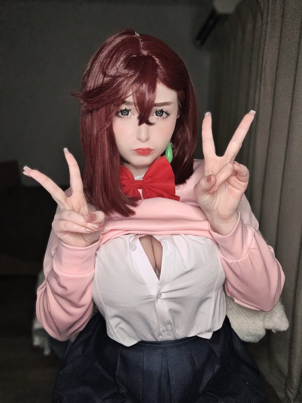 Risas chhh – Momo