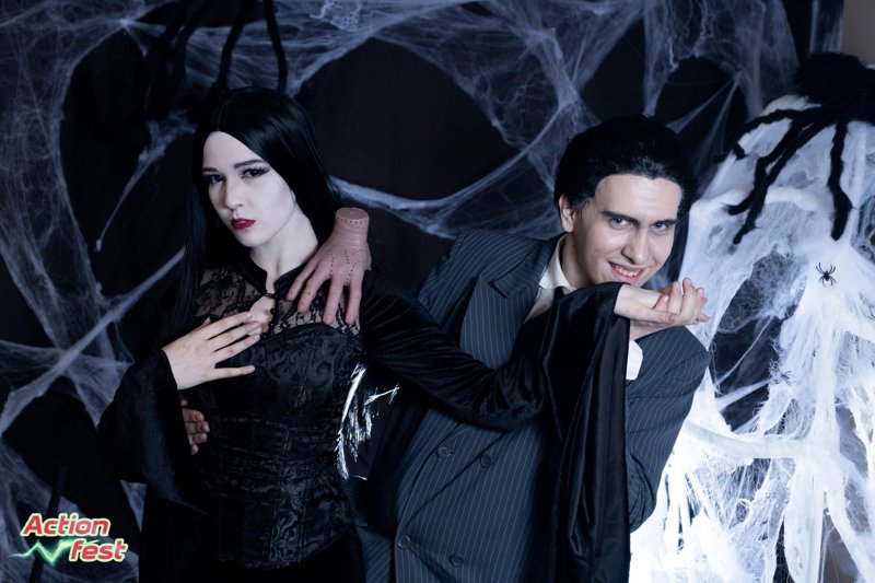 Mercury – Morticia