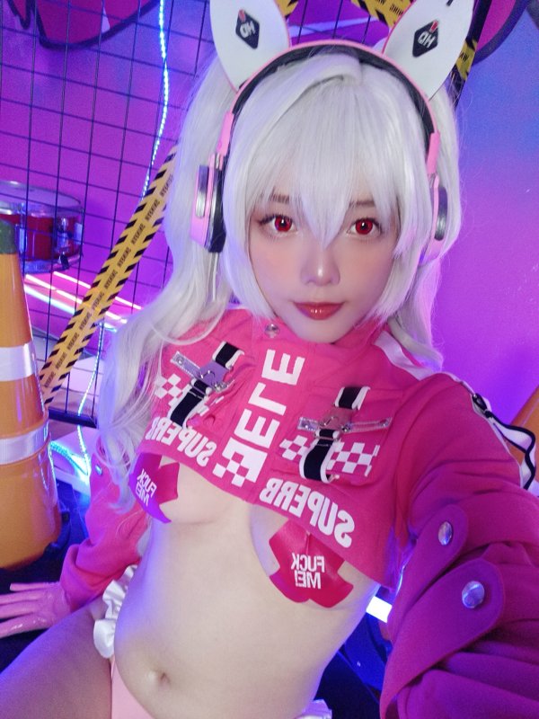 Messie Huang – Alice (Nikke)