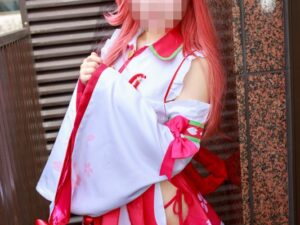ガチ素人レイヤー完コスハメ撮り！えり～とな巫女さん編