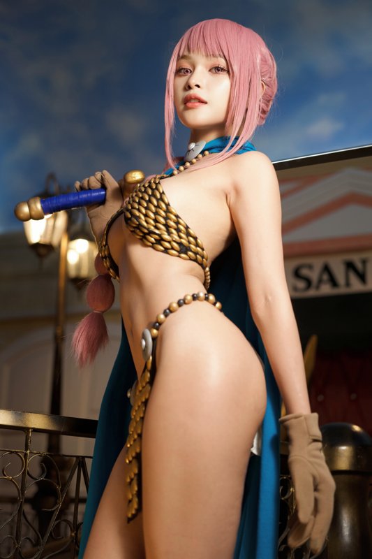 Miho – Rebecca (Gladiator) One Piece