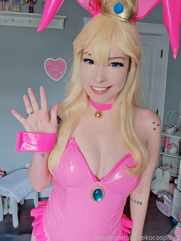 Koneko Cosplays – Bunny Peach
