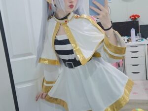 Celebi cosplay – Frieren