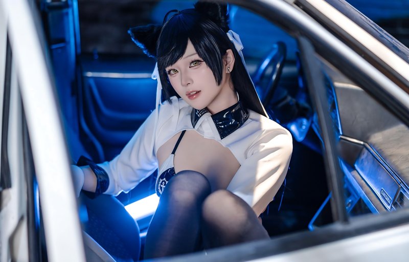 屿鱼 – 碧蓝航线 爱宕 赛车服