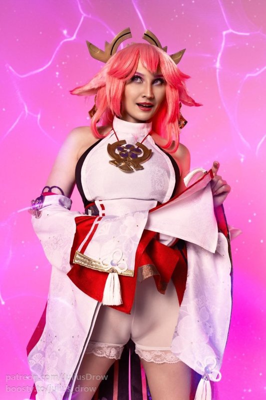 Julius_CosplayJulius Drow – Yae Miko