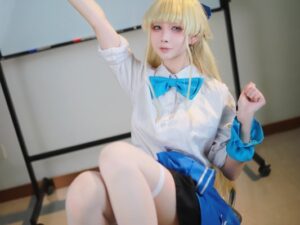 上杉绘黎落 – 蔚蓝档案 飞鸟马时 校服