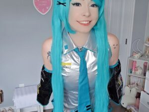 Koneko Cosplays – Miku