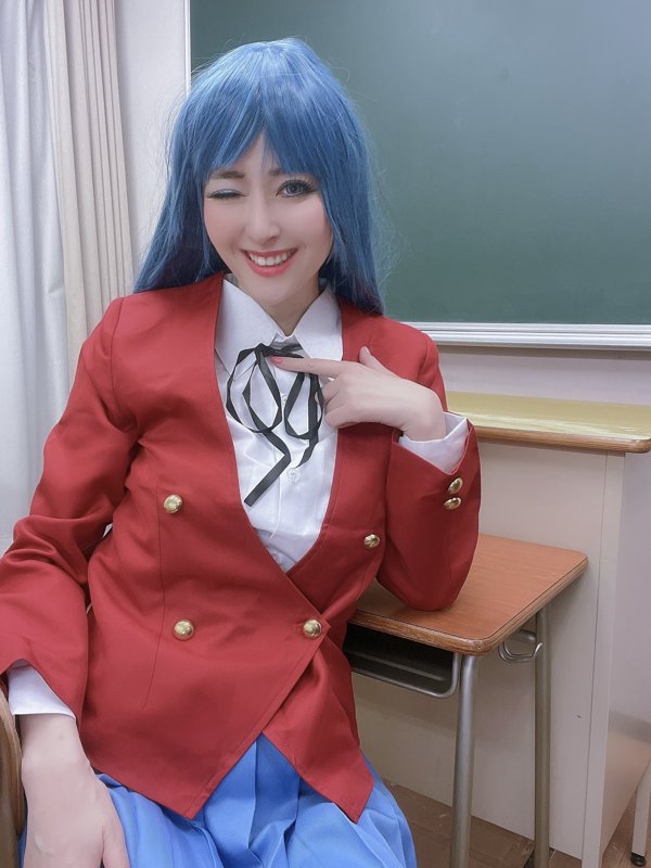 Konomi Haruhara – Ami Kawashima