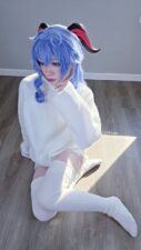 Celebi cosplay – Sweater Ganyu